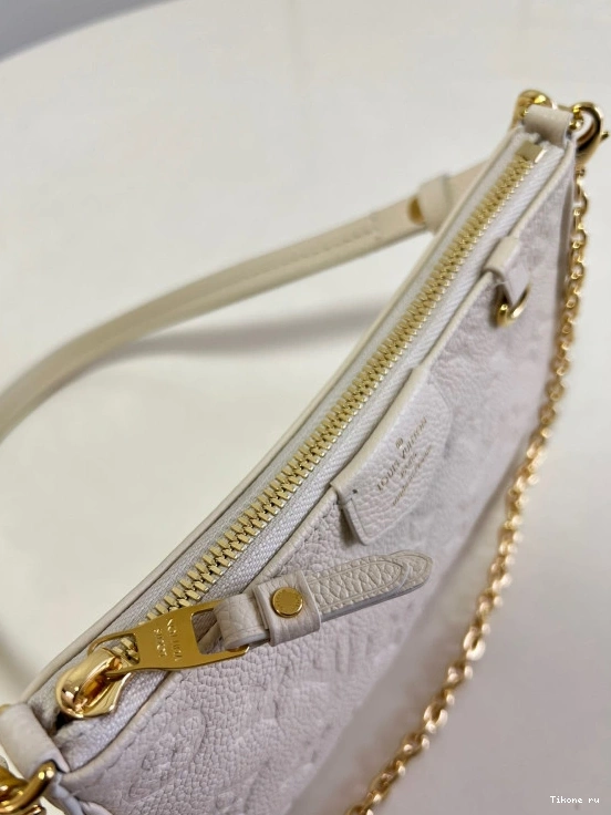Affordable VUITTON ON LOUIS STRAP POUCH EASY 0820
